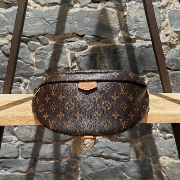 Louis Vuitton 2019 Brown Monogram Bum Bag - Picture 2 of 15
